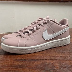 Nike Court Royale 2-Brand New